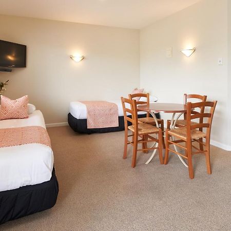 Wine Country Motel Havelock North Exteriör bild